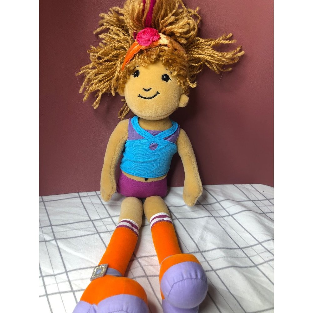 Groovy Girl Denika plush doll